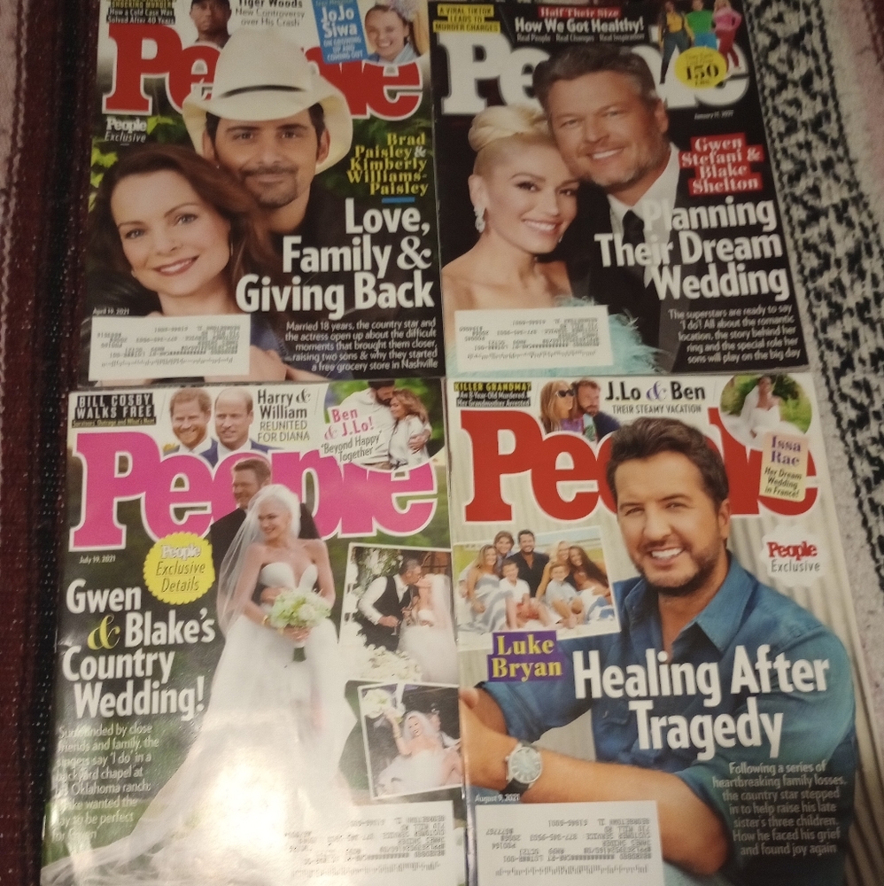 THE COUNTRY COLLECTION